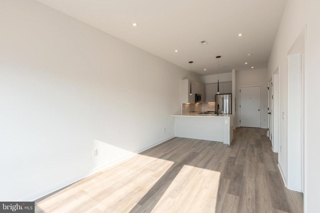 3120 W Jefferson Street - Photo 8