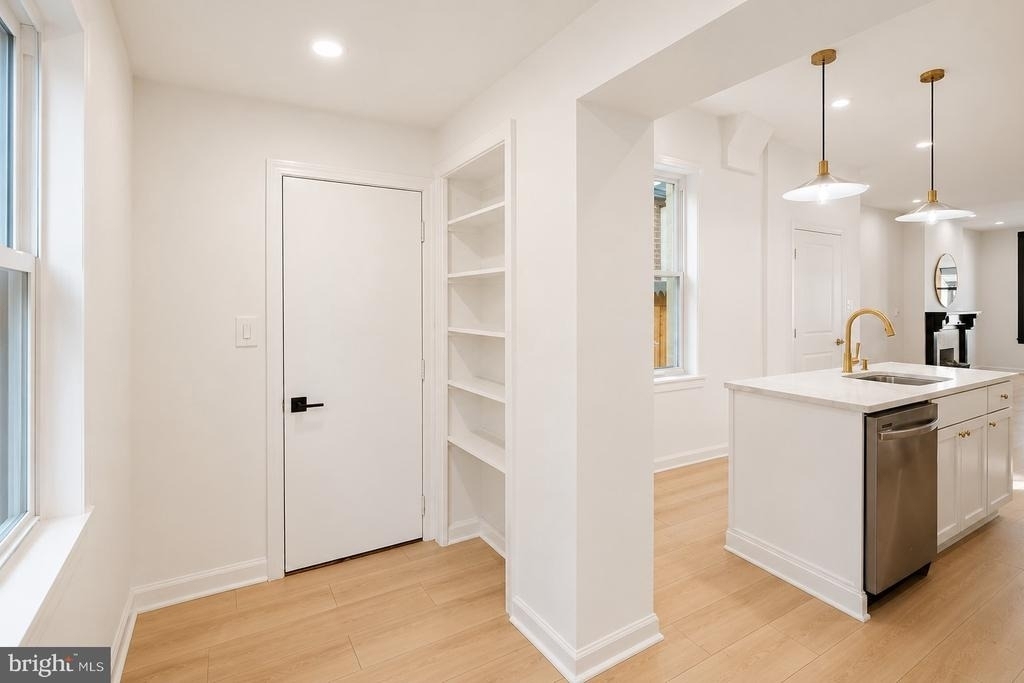1519 N Dover Street - Photo 7