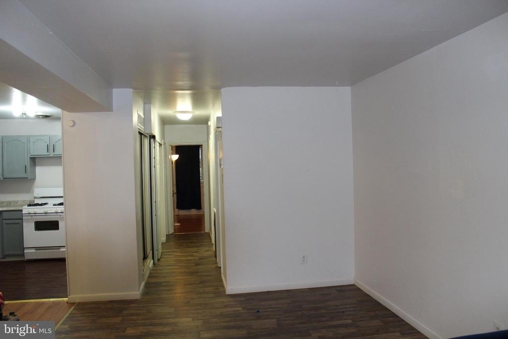 9462 Fairgreen,2nd Fl Lane - Photo 3
