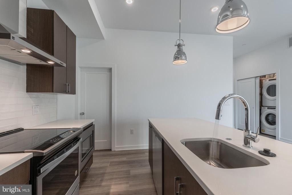 710 N 16th Street - Photo 3