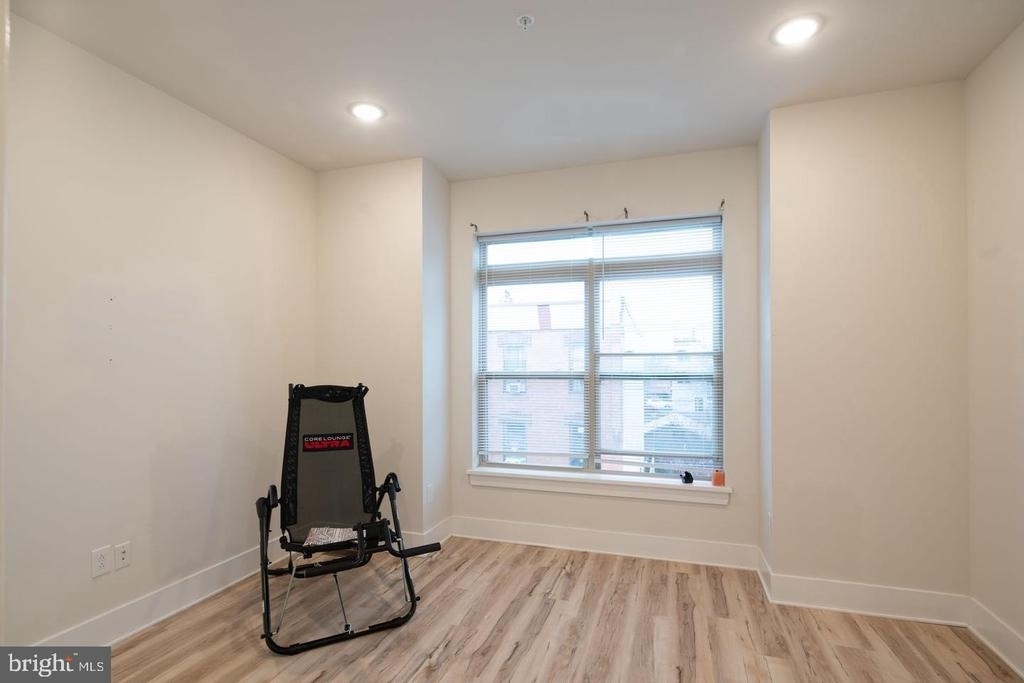 2531 N Mascher Street - Photo 13
