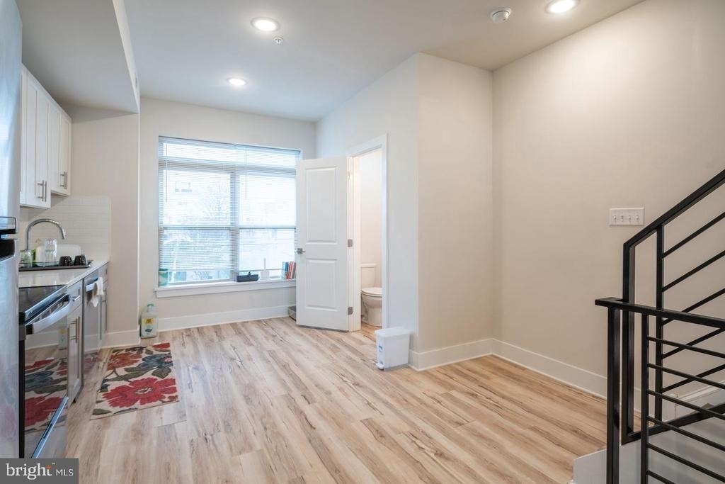 2531 N Mascher Street - Photo 5