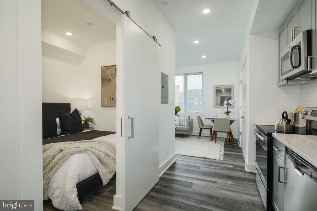 1245 Ridge Avenue - Photo 11