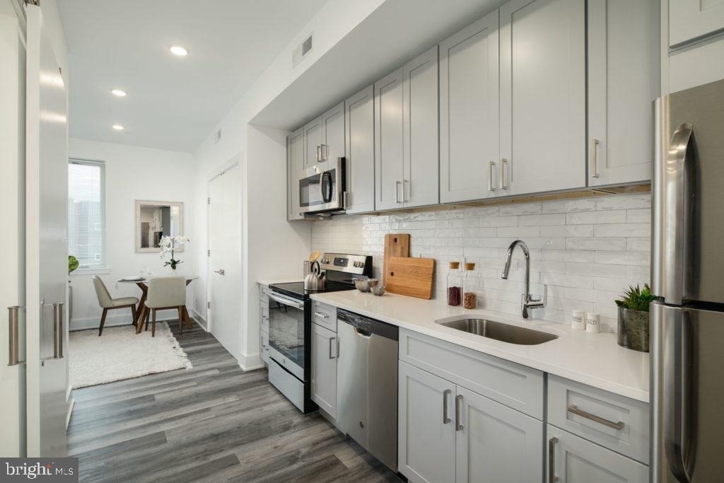 1245 Ridge Avenue - Photo 2