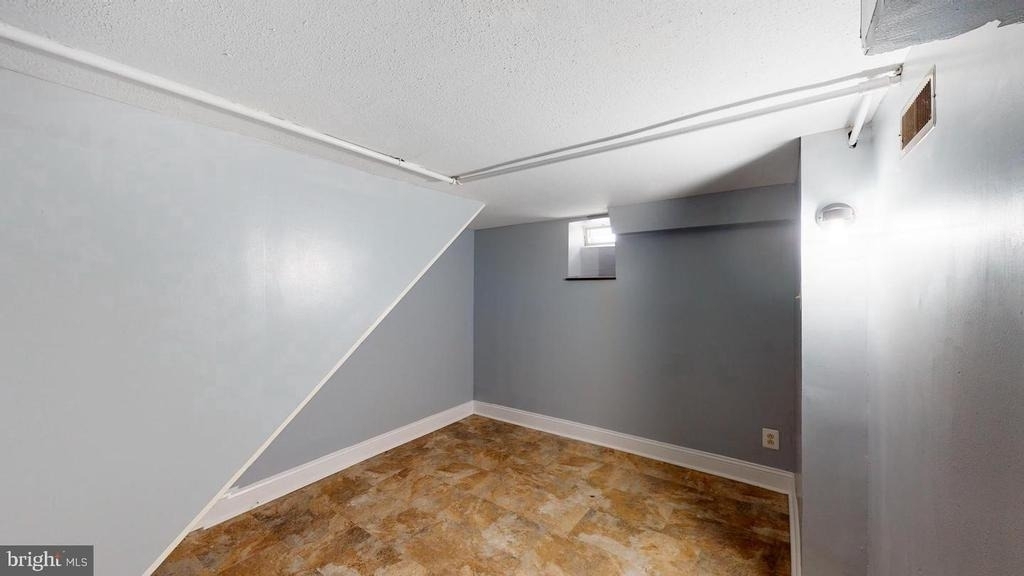 652 N 36th Street - Photo 7