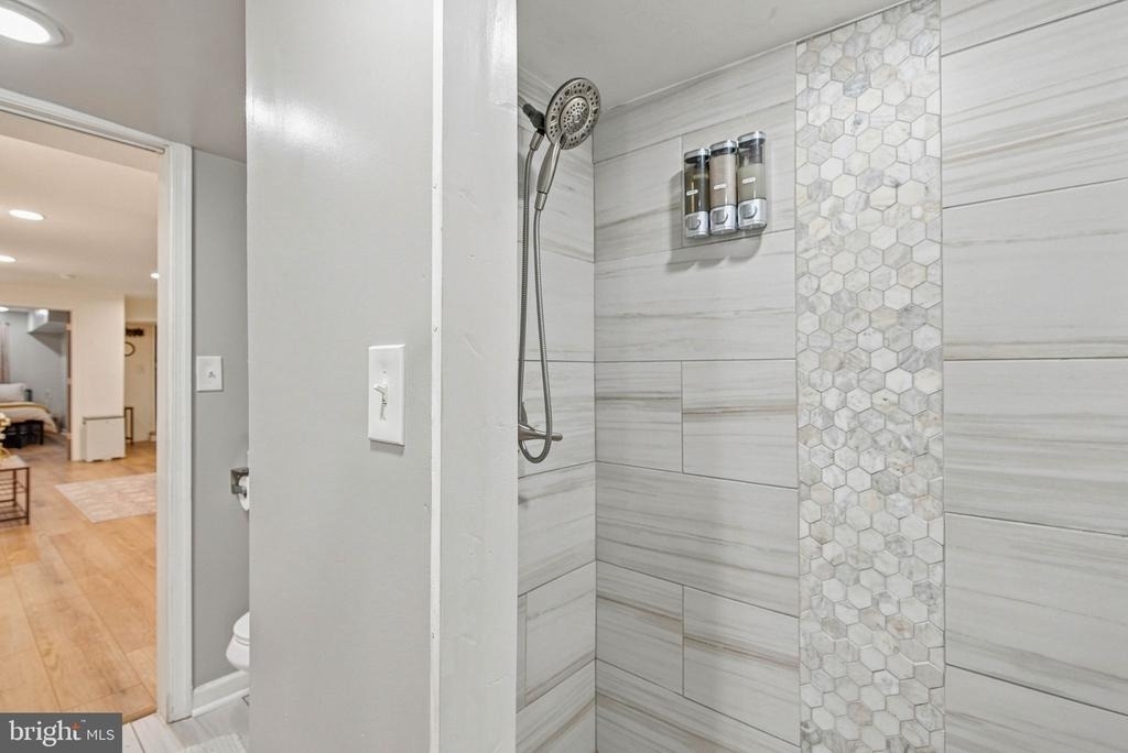 7002 Cedar Park Avenue - Photo 16