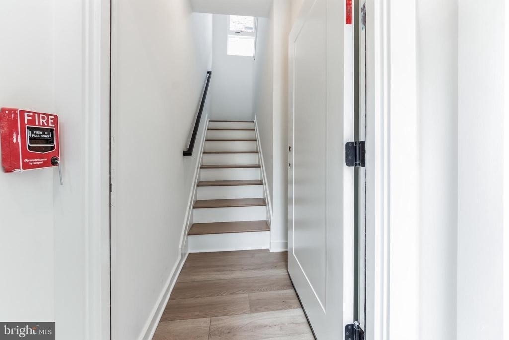 4061 Powelton Avenue - Photo 3