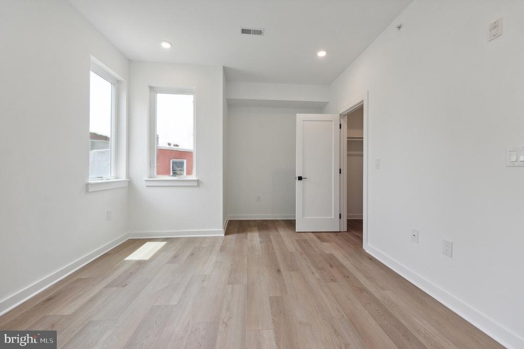 4061 Powelton Avenue - Photo 9