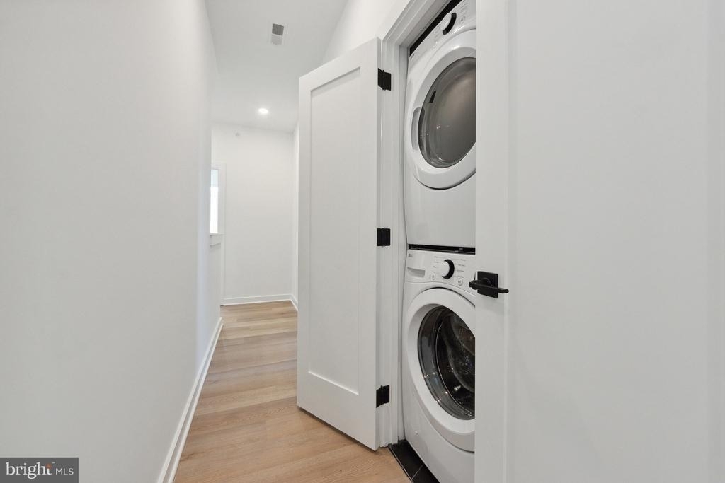 4061 Powelton Avenue - Photo 12