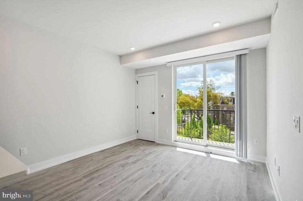 6144 Germantown Avenue - Photo 12