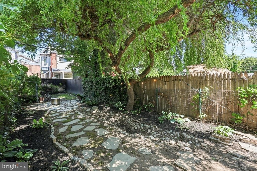 466 Conarroe Street - Photo 1
