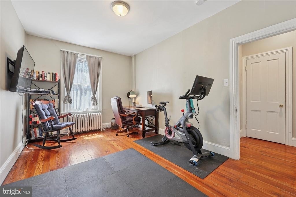 466 Conarroe Street - Photo 16
