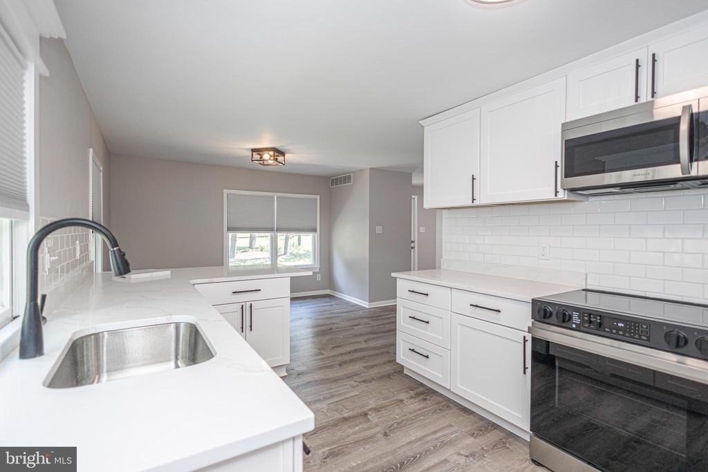 125 Richardson Road - Photo 10