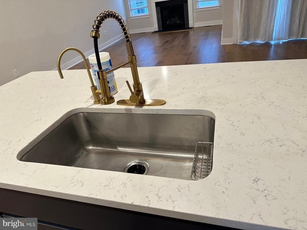 702 Peony Lane - Photo 18
