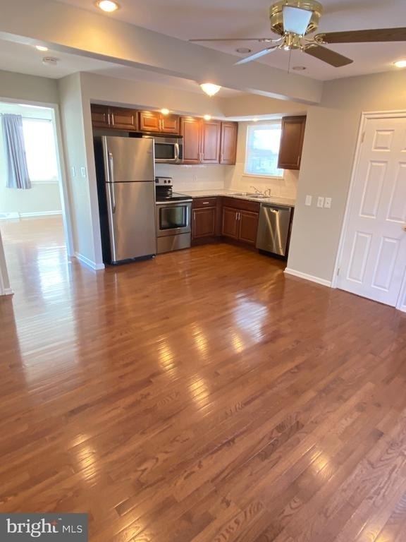 517 Grant Avenue - Photo 1