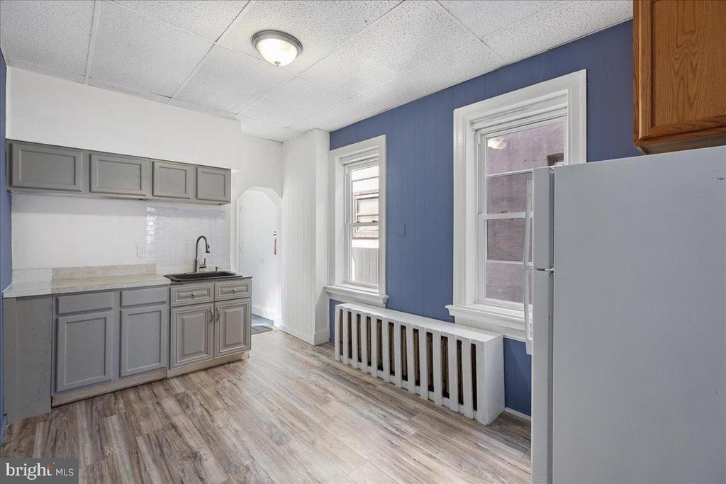 231 S Broadway - Photo 5