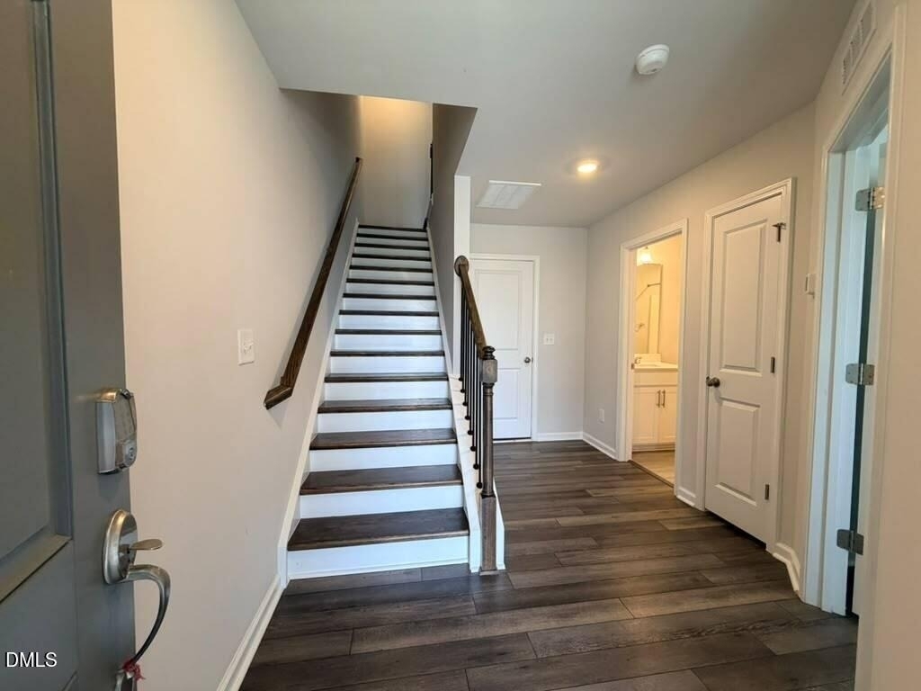 451 Carolina Springs Boulevard - Photo 3