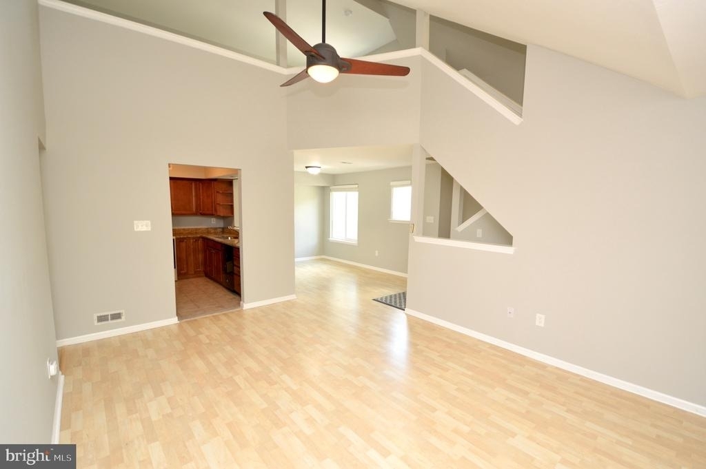 340 Woodlake Drive - Photo 6