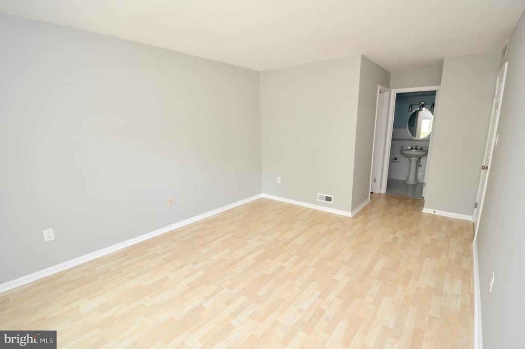 340 Woodlake Drive - Photo 18