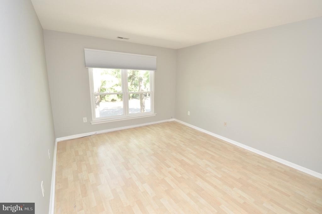 340 Woodlake Drive - Photo 17
