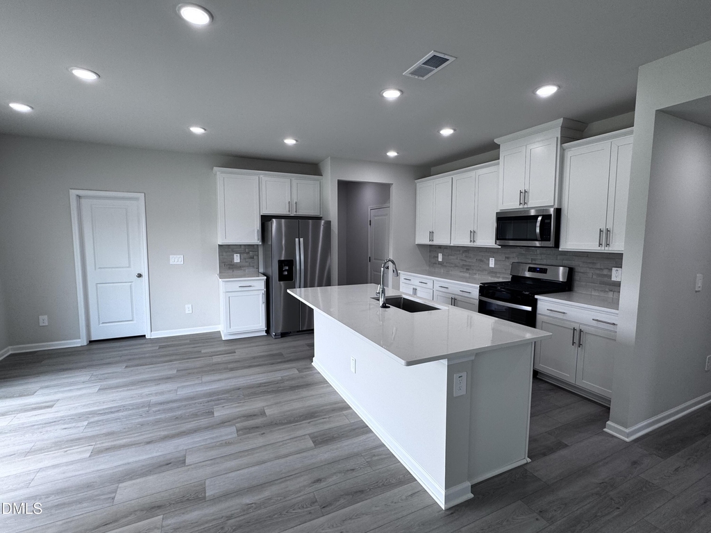 50 Thistle Patch Place - Photo 1
