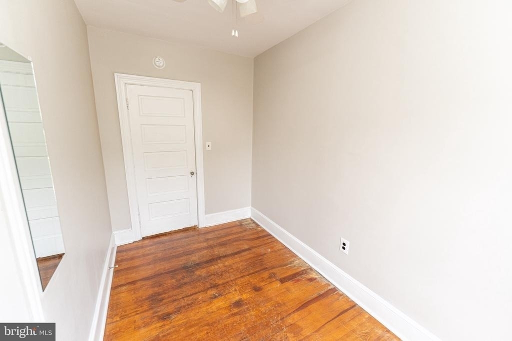 1109 N Division Street - Photo 37