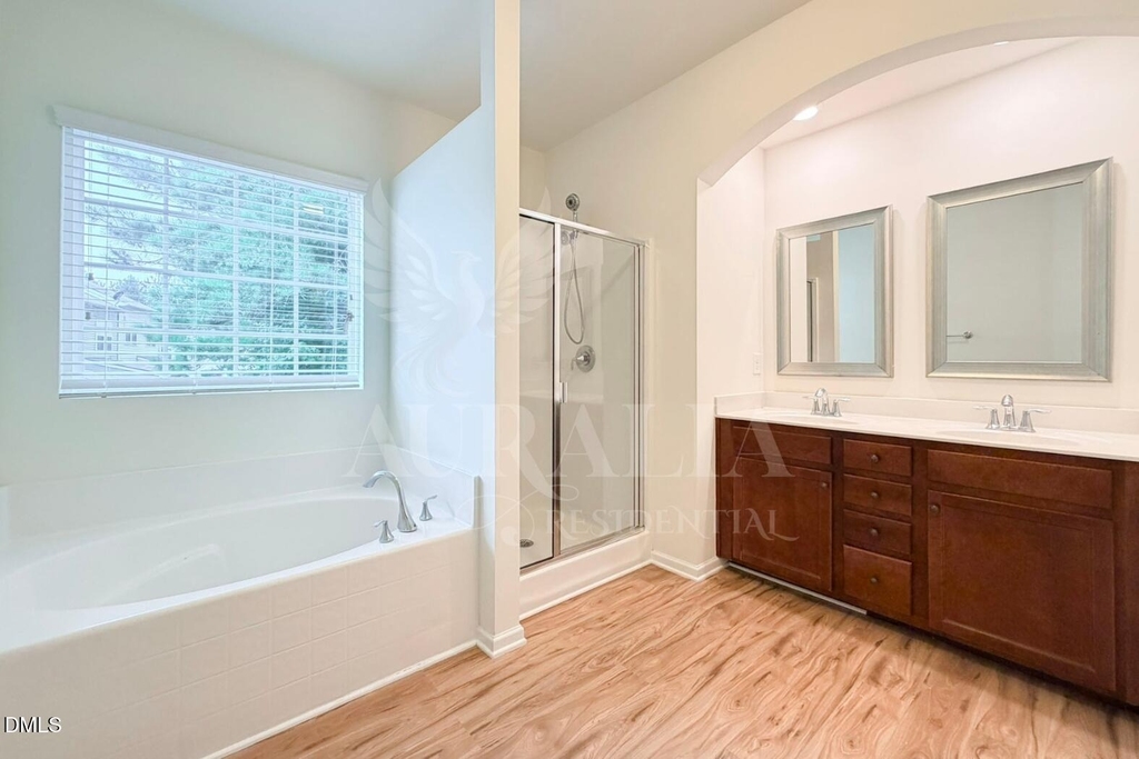 907 Saratoga Drive - Photo 13