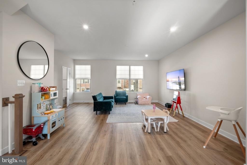 9019 Belinda Boulevard - Photo 8