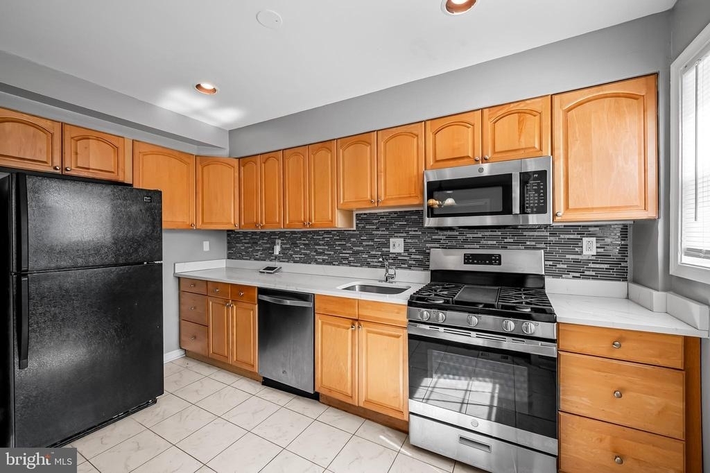 7409 25th Avenue - Photo 10