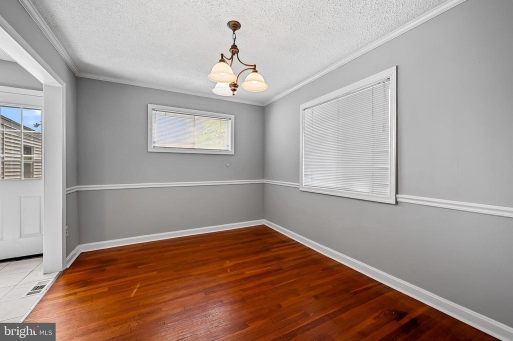 7409 25th Avenue - Photo 6