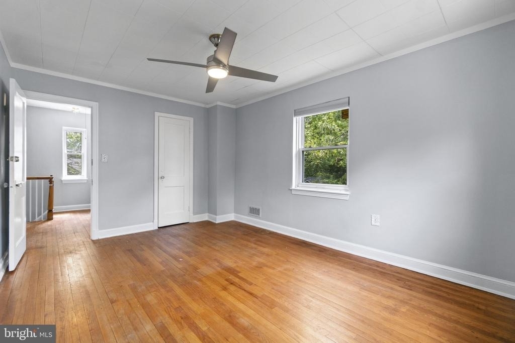 6014 39th Avenue - Photo 10