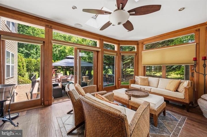 12104 Guinevere Place - Photo 11