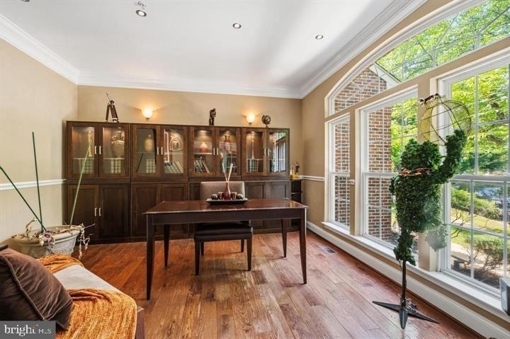 12104 Guinevere Place - Photo 16