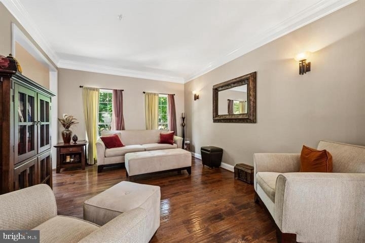 12104 Guinevere Place - Photo 2