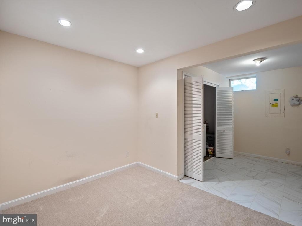 4907 37th Place - Photo 26