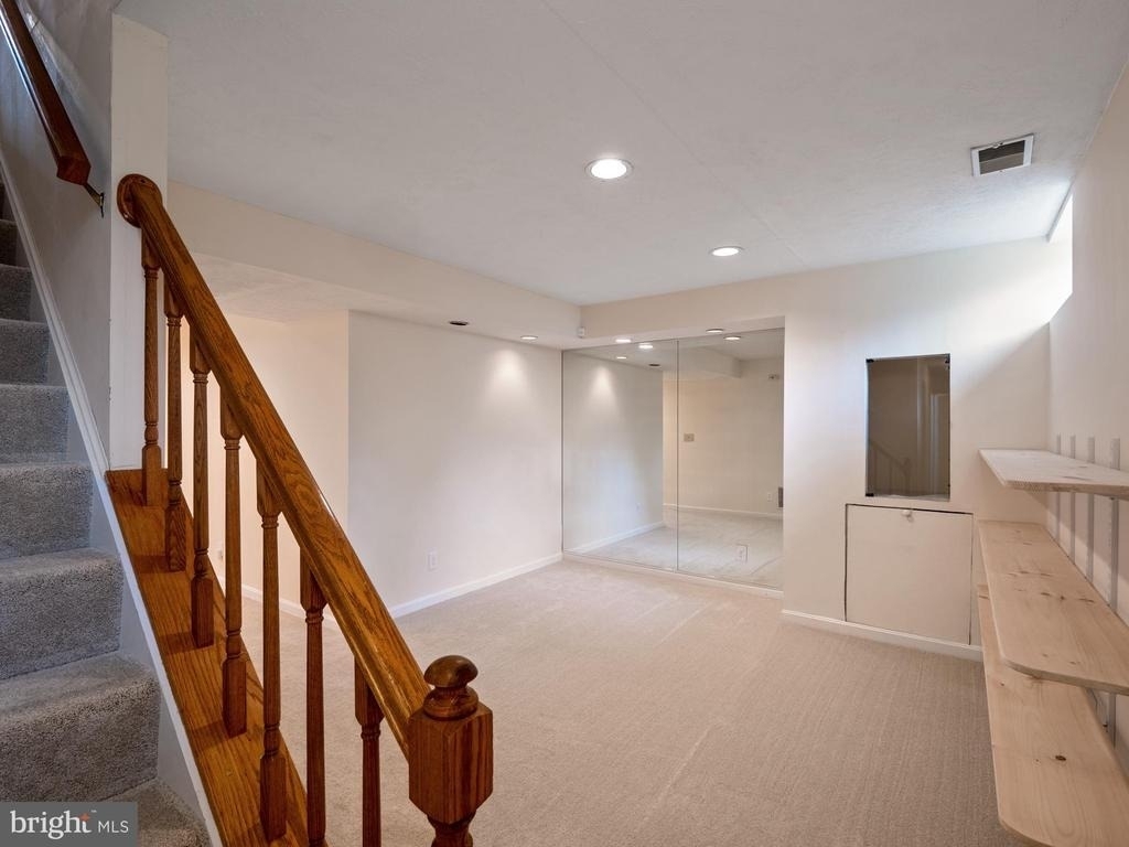 4907 37th Place - Photo 23