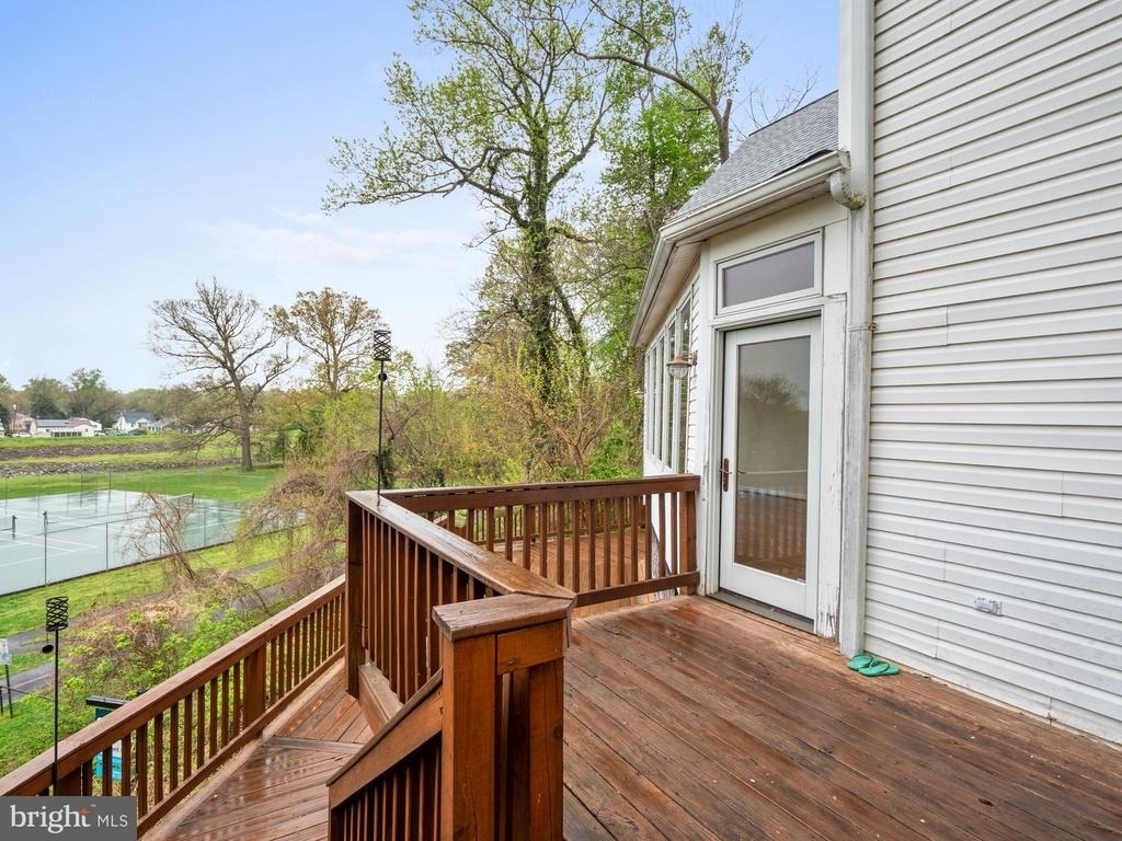 4907 37th Place - Photo 41