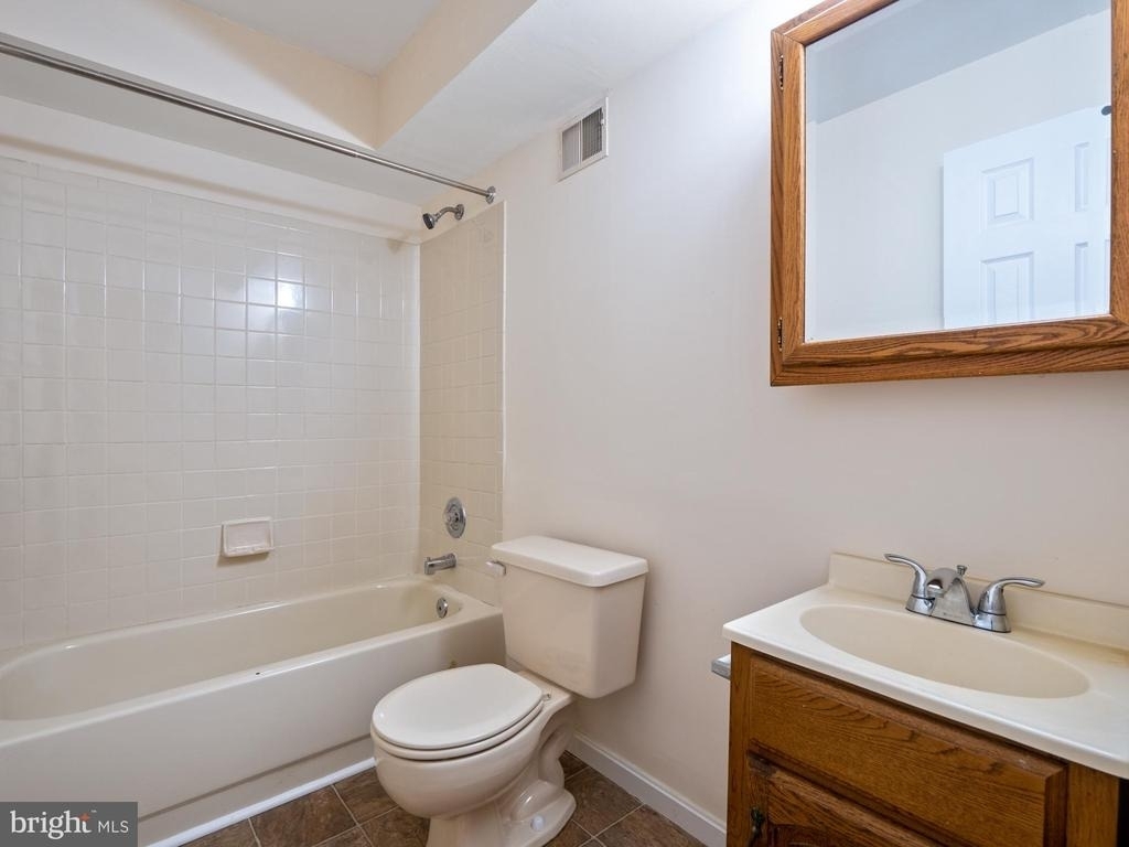 4907 37th Place - Photo 28