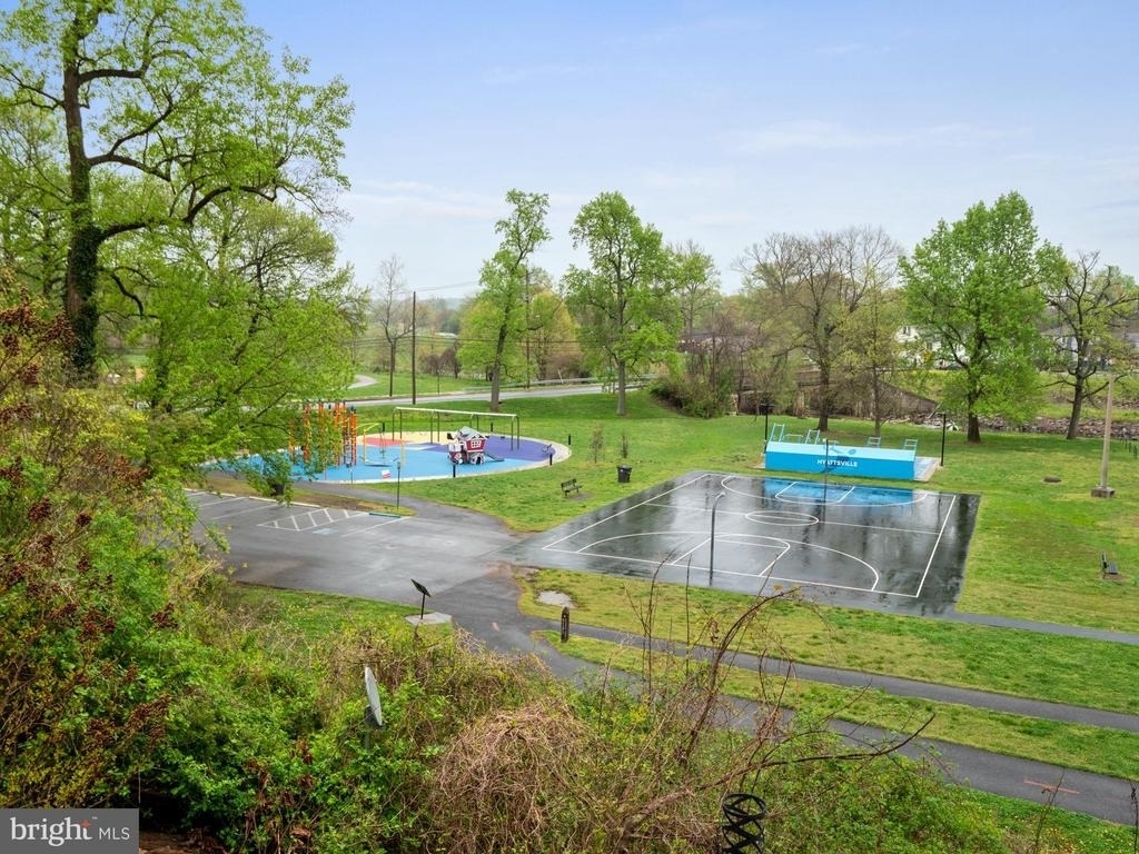 4907 37th Place - Photo 46