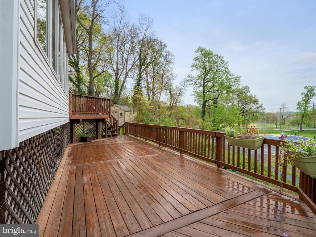 4907 37th Place - Photo 44