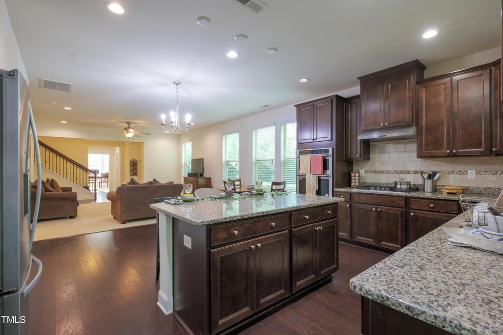 411 Alamosa Place - Photo 79