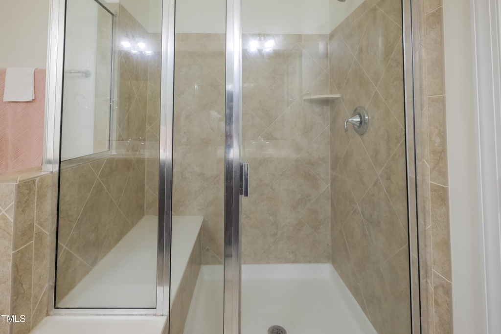 411 Alamosa Place - Photo 68