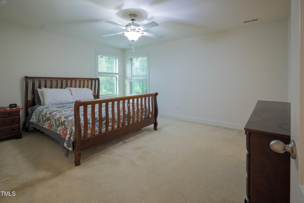 411 Alamosa Place - Photo 53