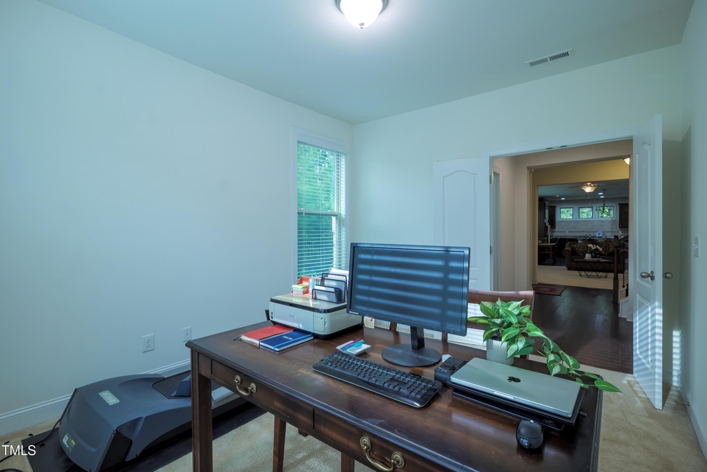 411 Alamosa Place - Photo 39
