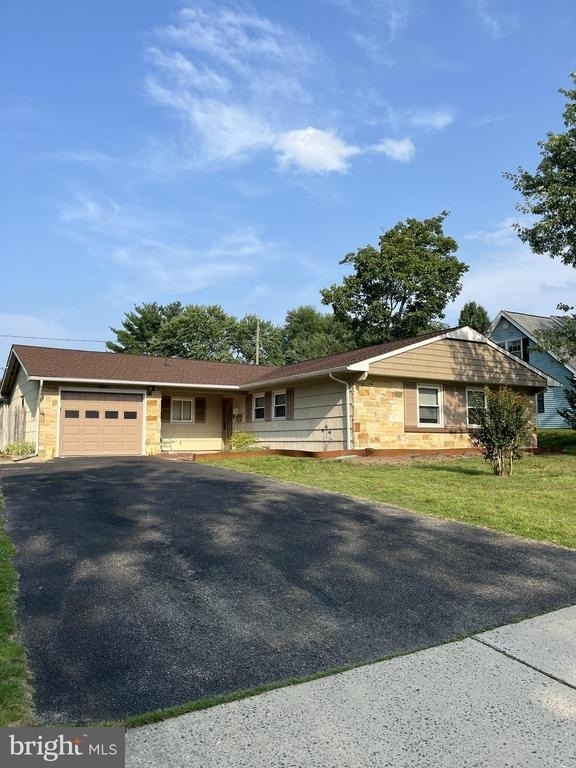 3511 Madonna Lane - Photo 0