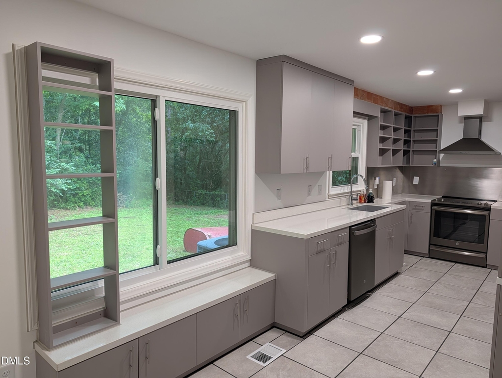 514 Morreene Road - Photo 4