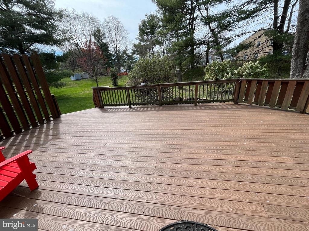 15705 Anamosa Drive - Photo 23