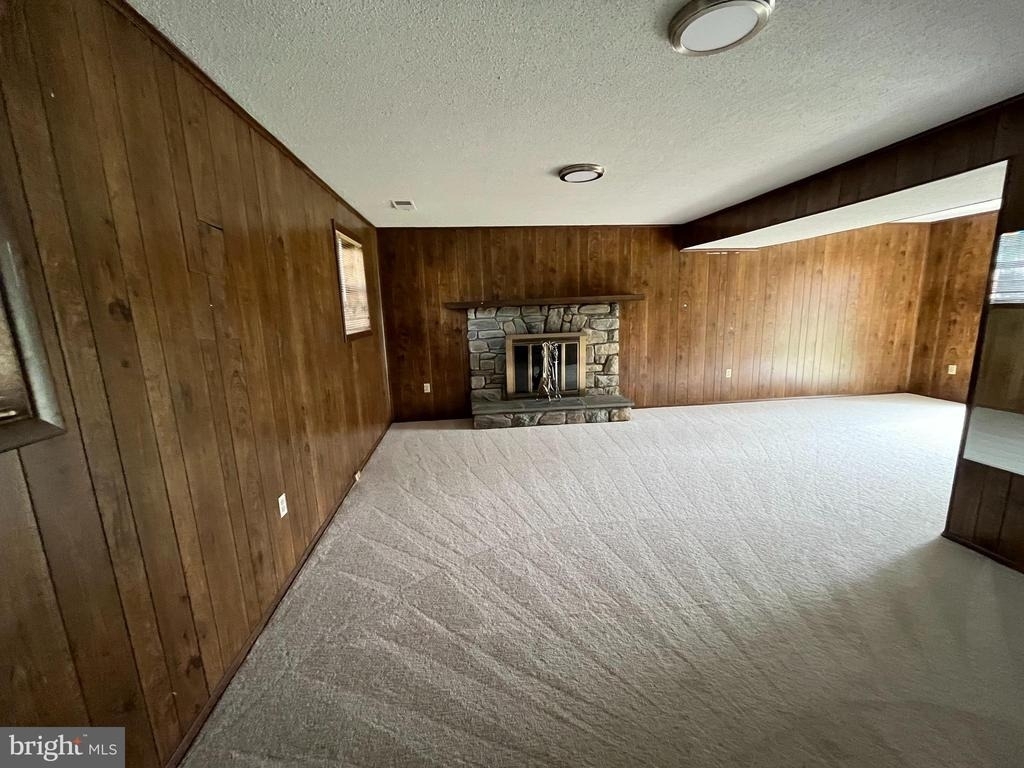 15705 Anamosa Drive - Photo 15