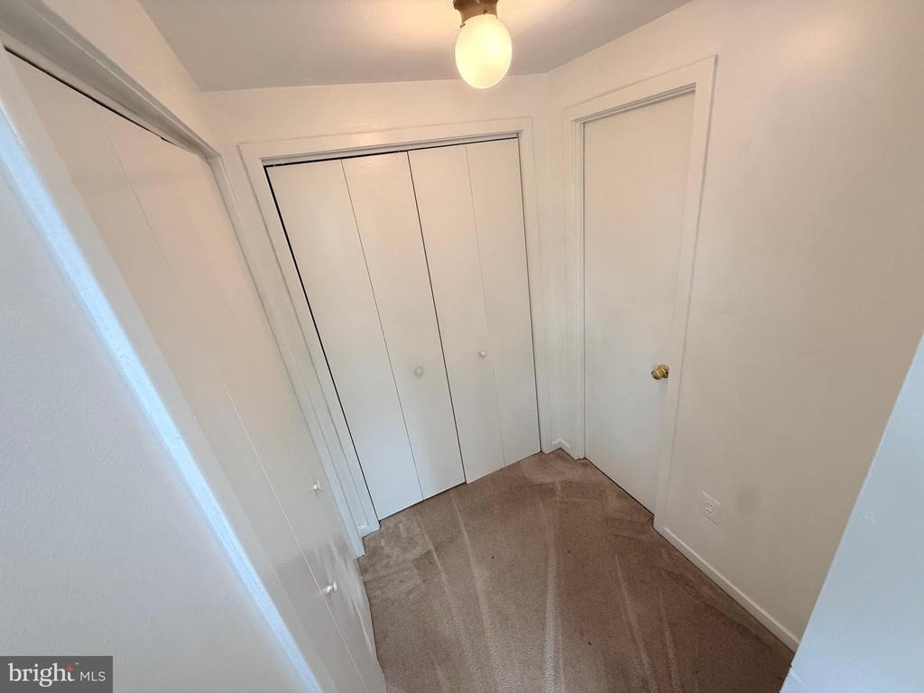 9802 Hellingly Place - Photo 7