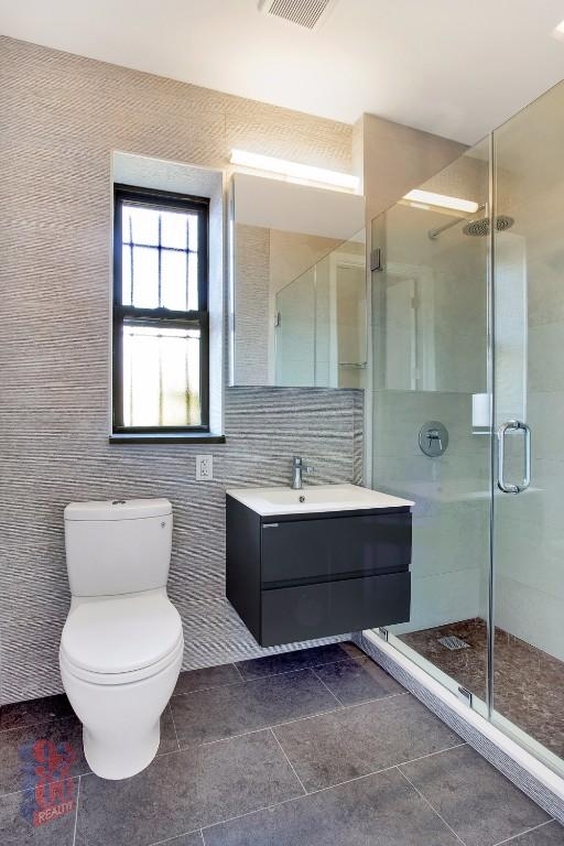 Copy of 195 Stanton Street, Unit 4a - Photo 5